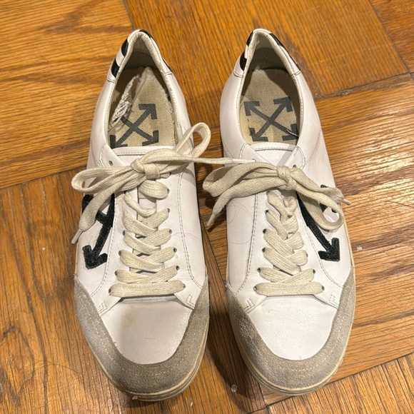 Off-White Womens C/O Virgil Abloh Arrow Sneakers Shoes White